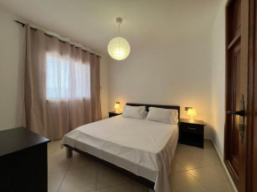 Appartement charmant avec piscine